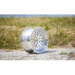 Japan Racing JR10 15x7 ET30 4x100/108 BF+ Machined